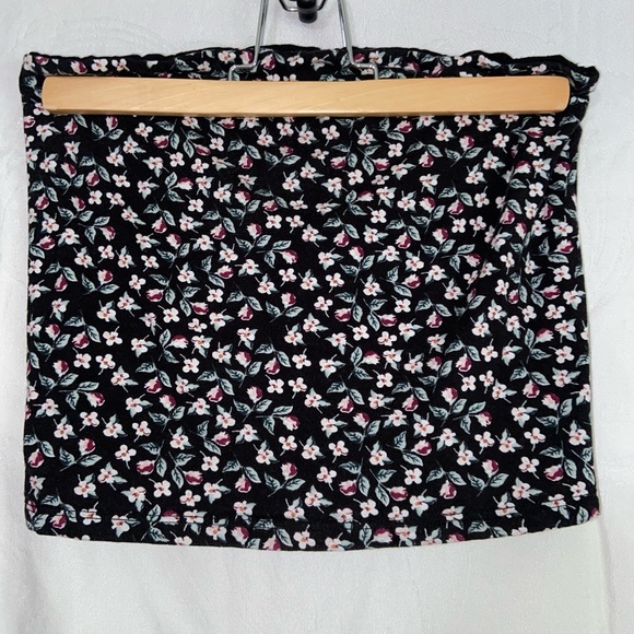 Meet your Posher, Olivia - Picture 8 of 16